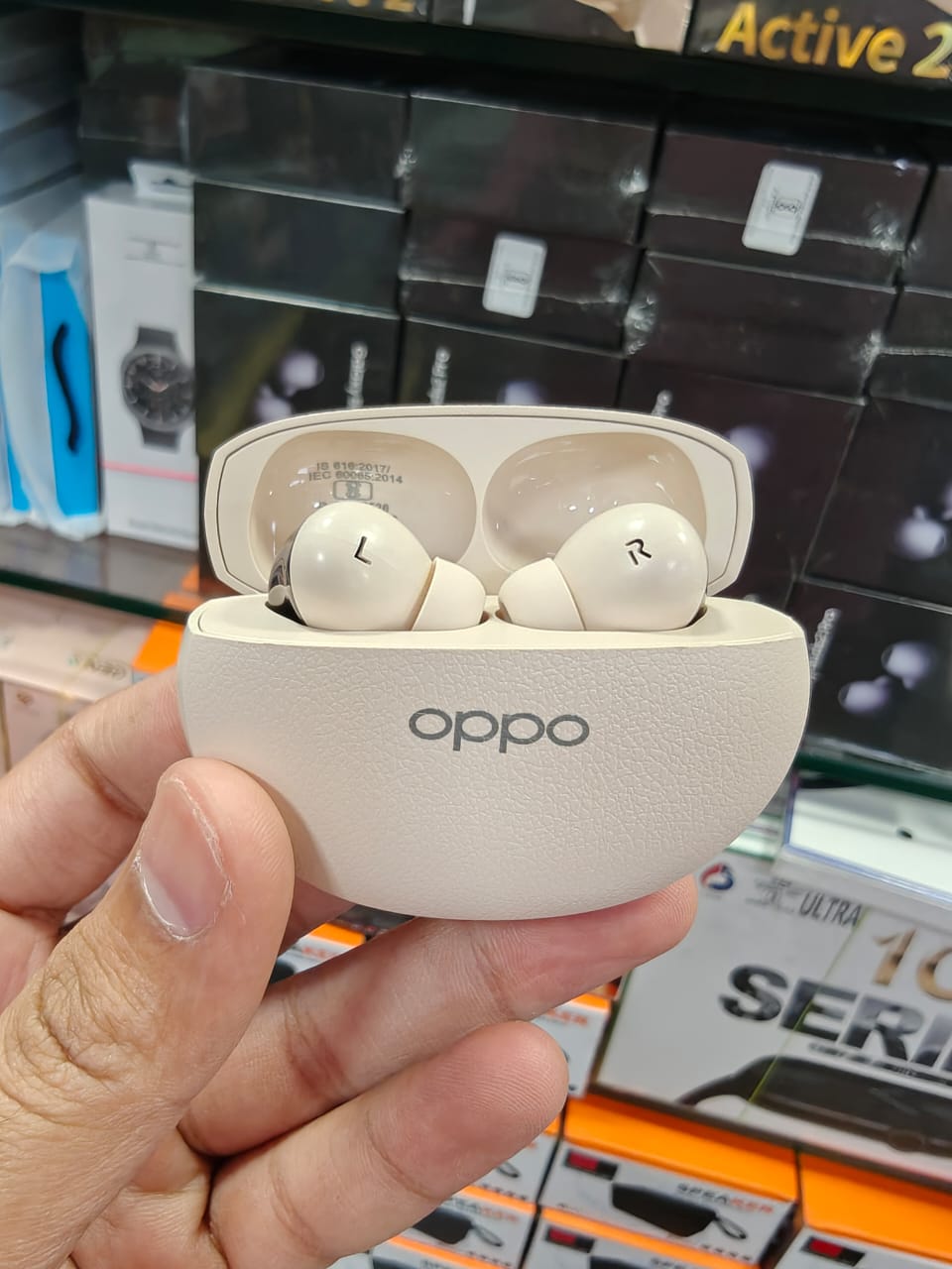 Oppo  Emco3