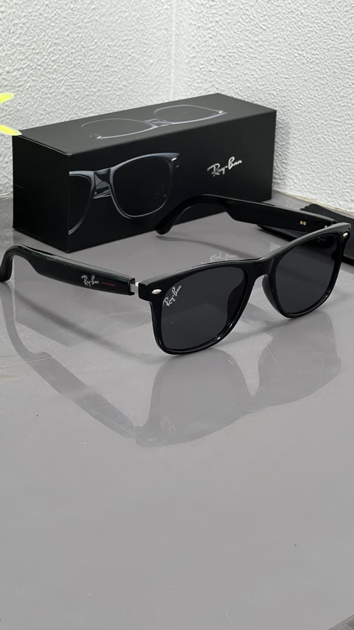 Ray-Ban Smart Glasses